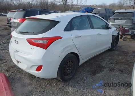 2017 Hyundai Elantra Gt z USA, uszkodzony, nr VIN KMHD35LH8HU375822